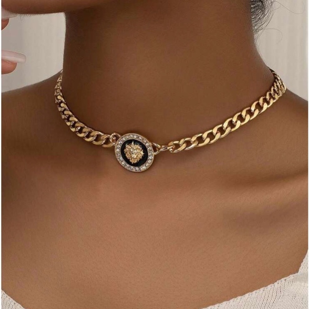 Lion Head Gorgeous High Fashion Choker